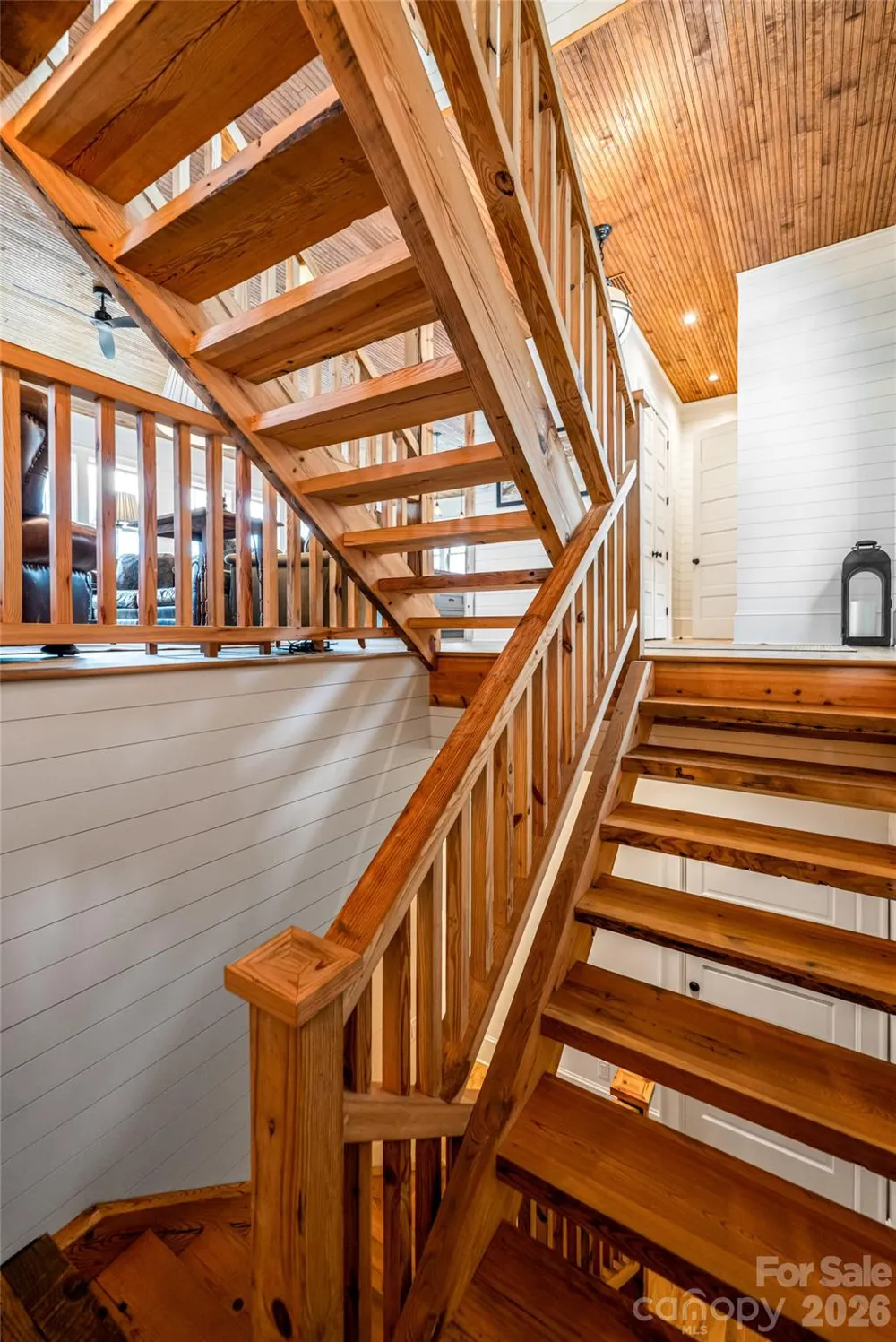 51 Summit Road Swannanoa, NC 28778