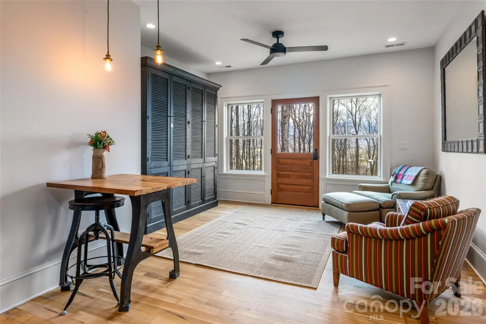 51 Summit Road Swannanoa, NC 28778