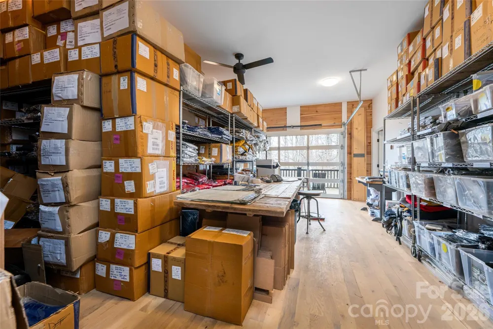 51 Summit Road Swannanoa, NC 28778