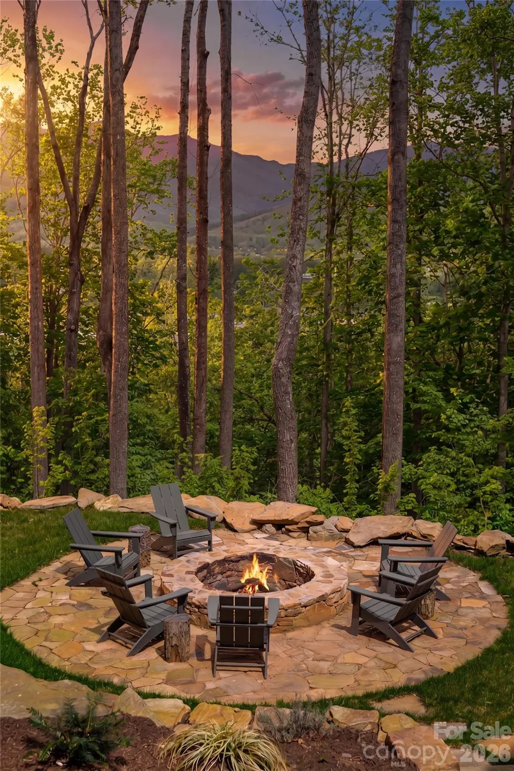 51 Summit Road Swannanoa, NC 28778