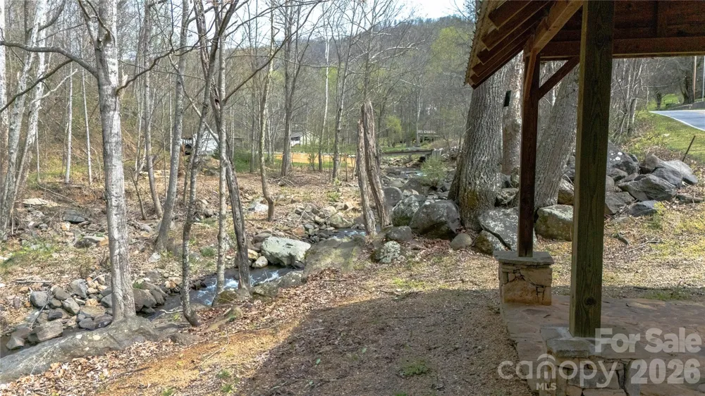 000 Tyler Lane Bakersville, NC 28705