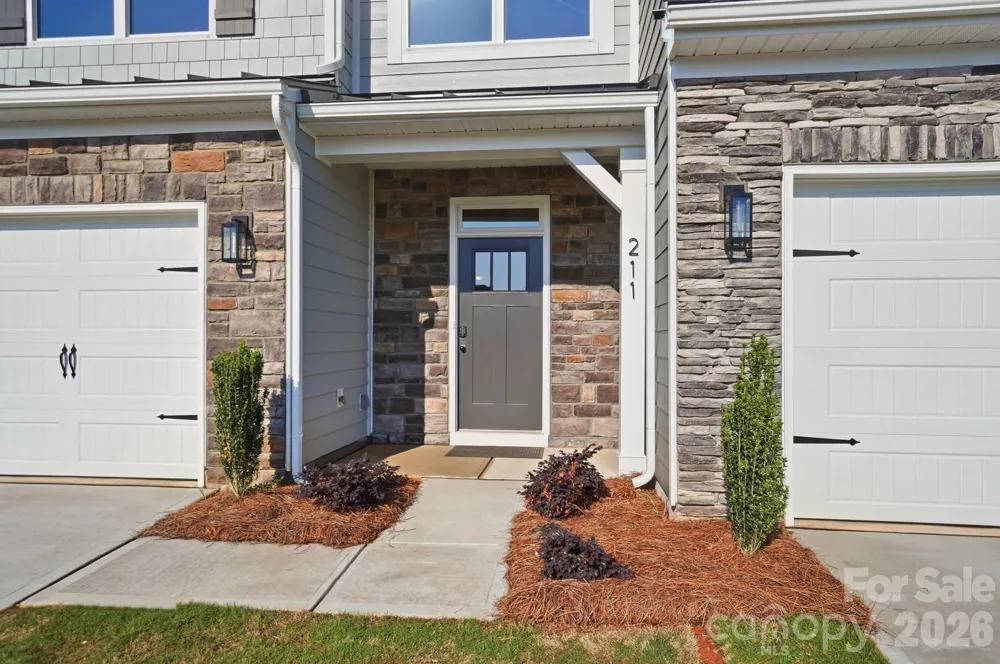 211 Viburnum Road Waxhaw, NC 28173