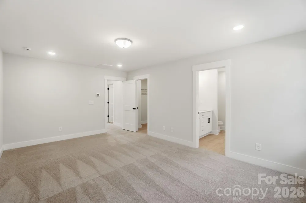 211 Viburnum Road Waxhaw, NC 28173