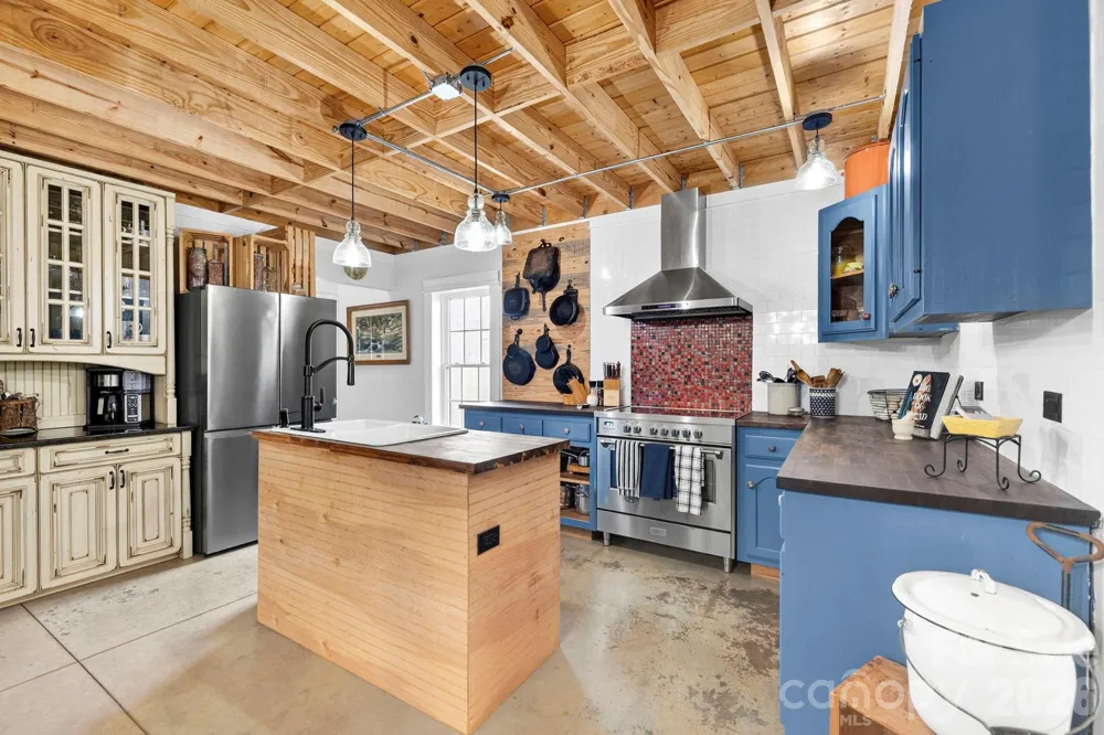 3326 Crowder Ridge Road Shelby, NC 28150