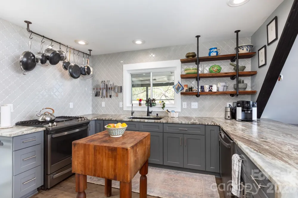 211 Fannie Creek Lane Sneads Ferry, NC 28460