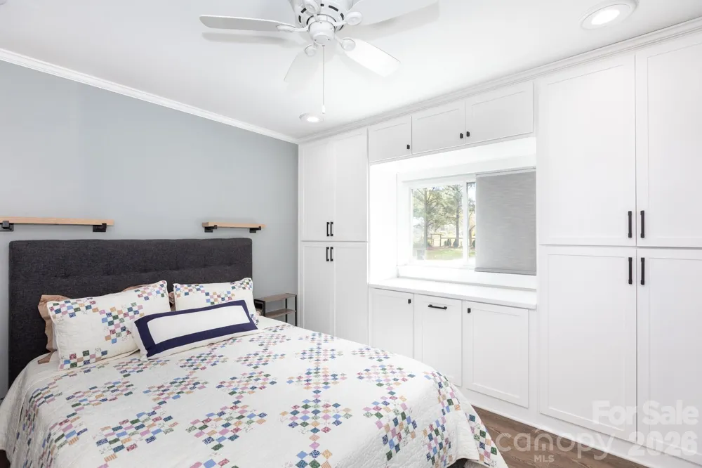 211 Fannie Creek Lane Sneads Ferry, NC 28460