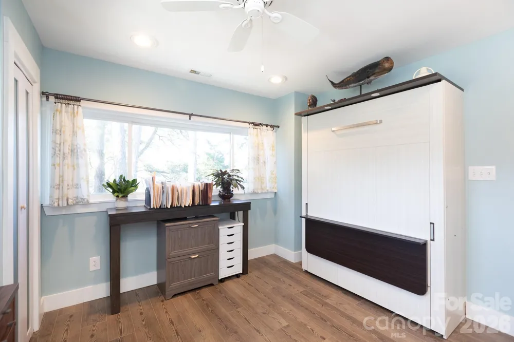 211 Fannie Creek Lane Sneads Ferry, NC 28460