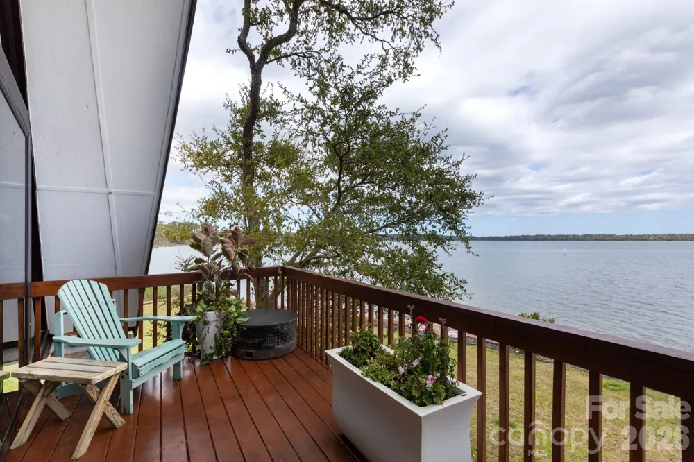 211 Fannie Creek Lane Sneads Ferry, NC 28460