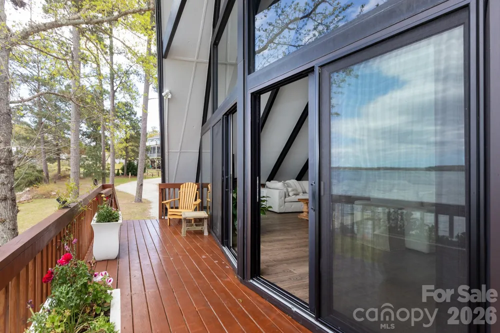 211 Fannie Creek Lane Sneads Ferry, NC 28460