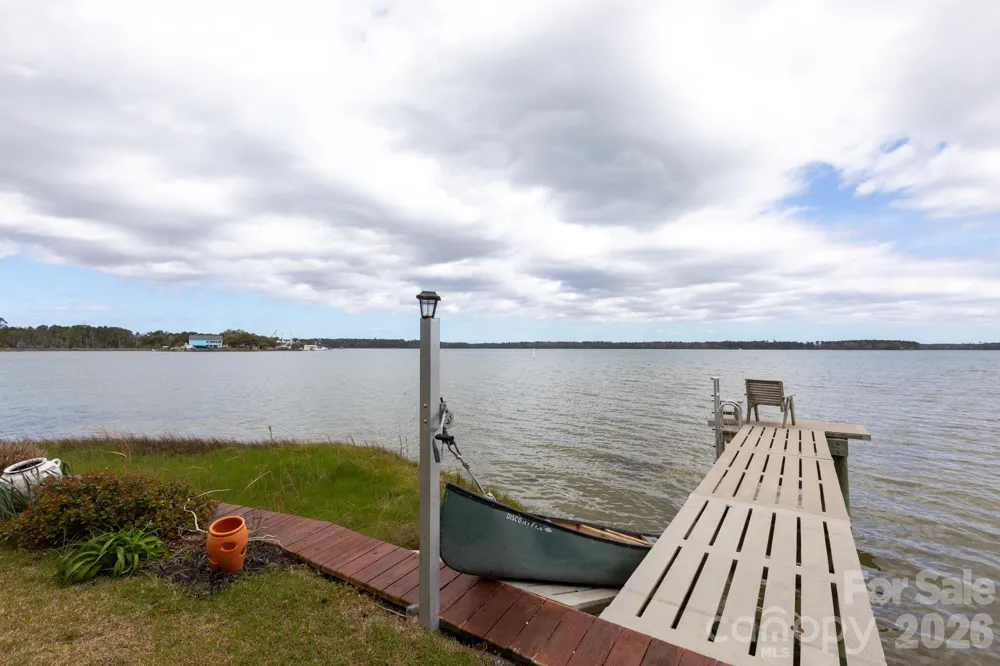 211 Fannie Creek Lane Sneads Ferry, NC 28460