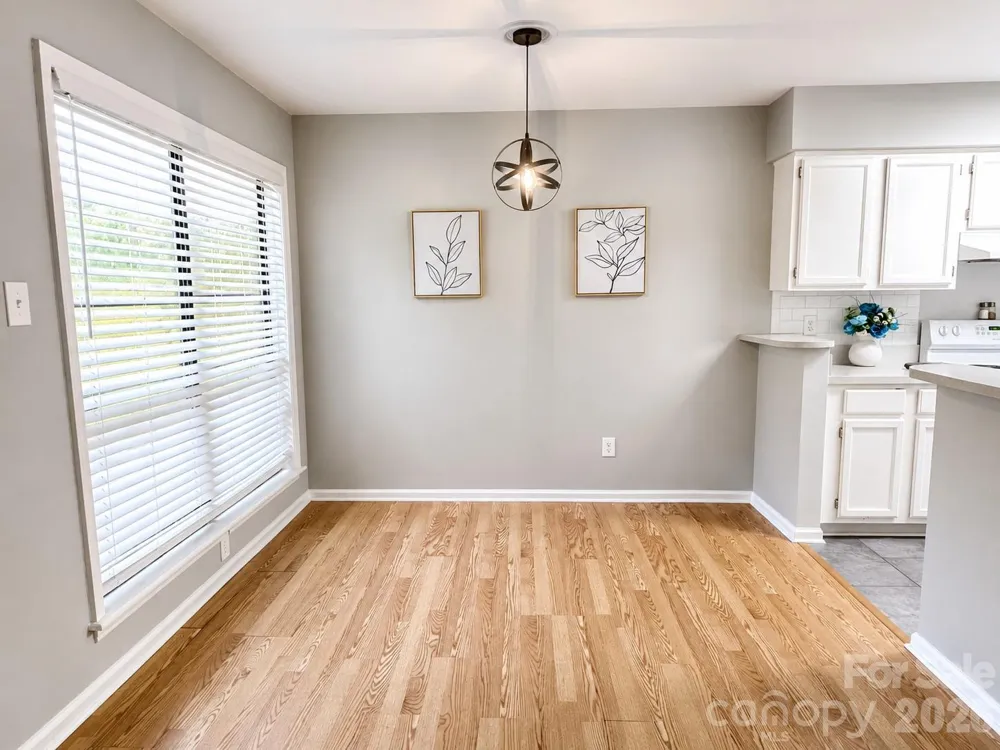 7236 Winery Lane Charlotte, NC 28227