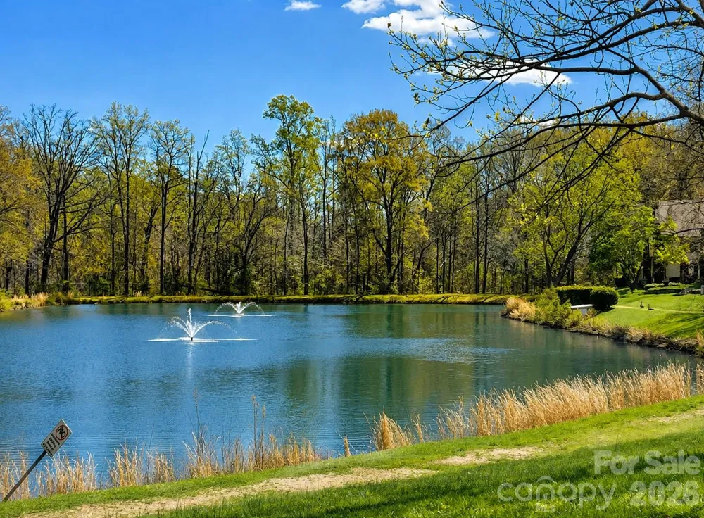 7236 Winery Lane Charlotte, NC 28227