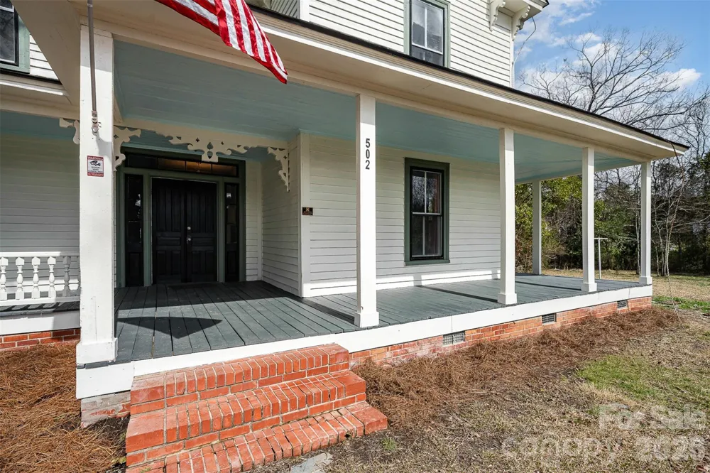 502 W Allenton Street Mount Gilead, NC 27306