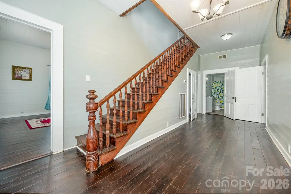 502 W Allenton Street Mount Gilead, NC 27306