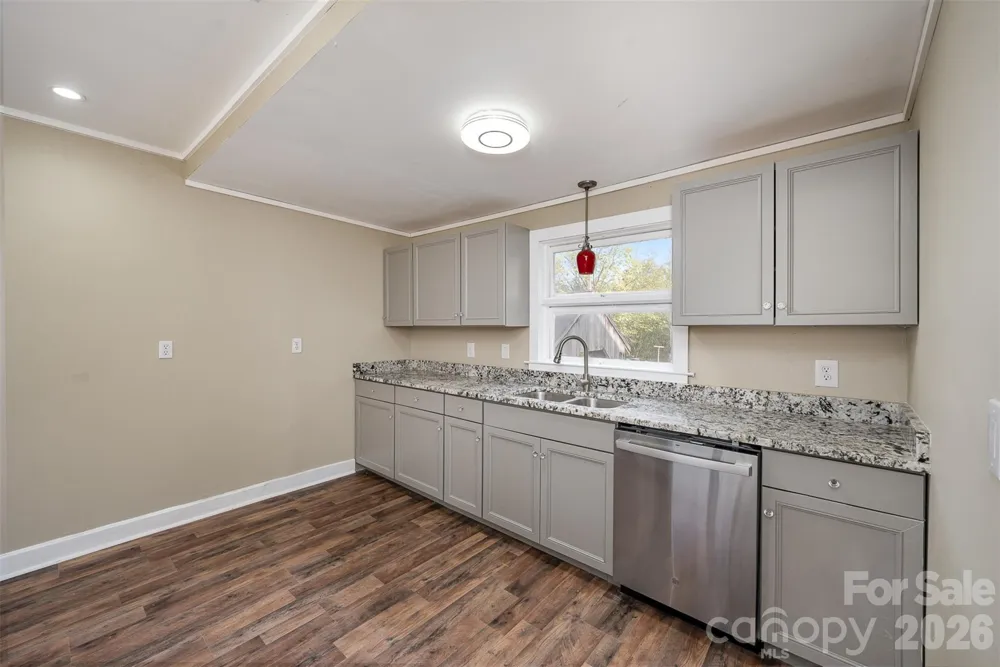 502 W Allenton Street Mount Gilead, NC 27306