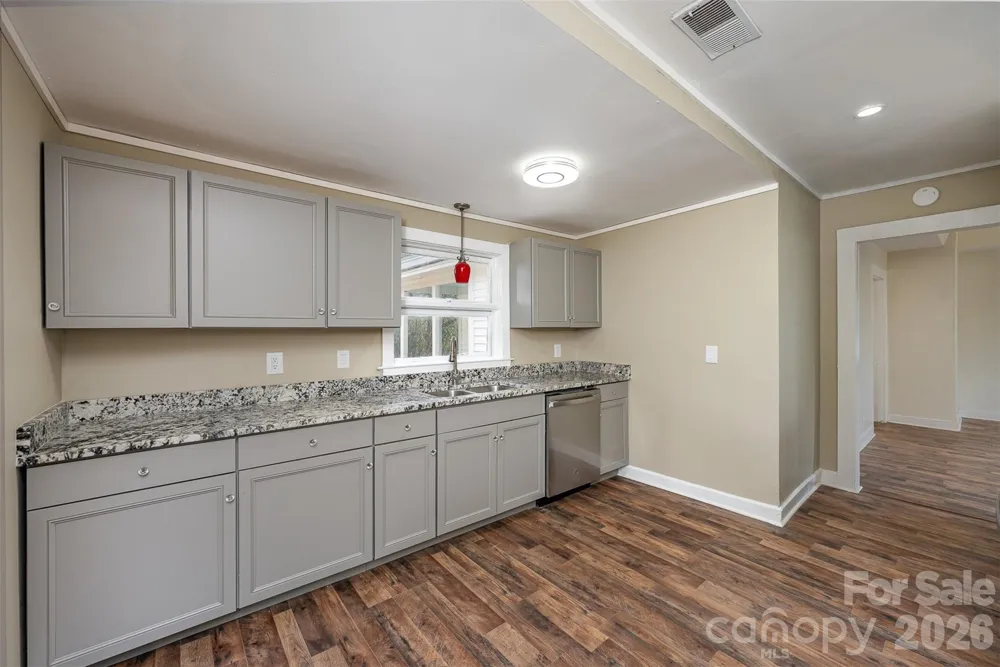 502 W Allenton Street Mount Gilead, NC 27306
