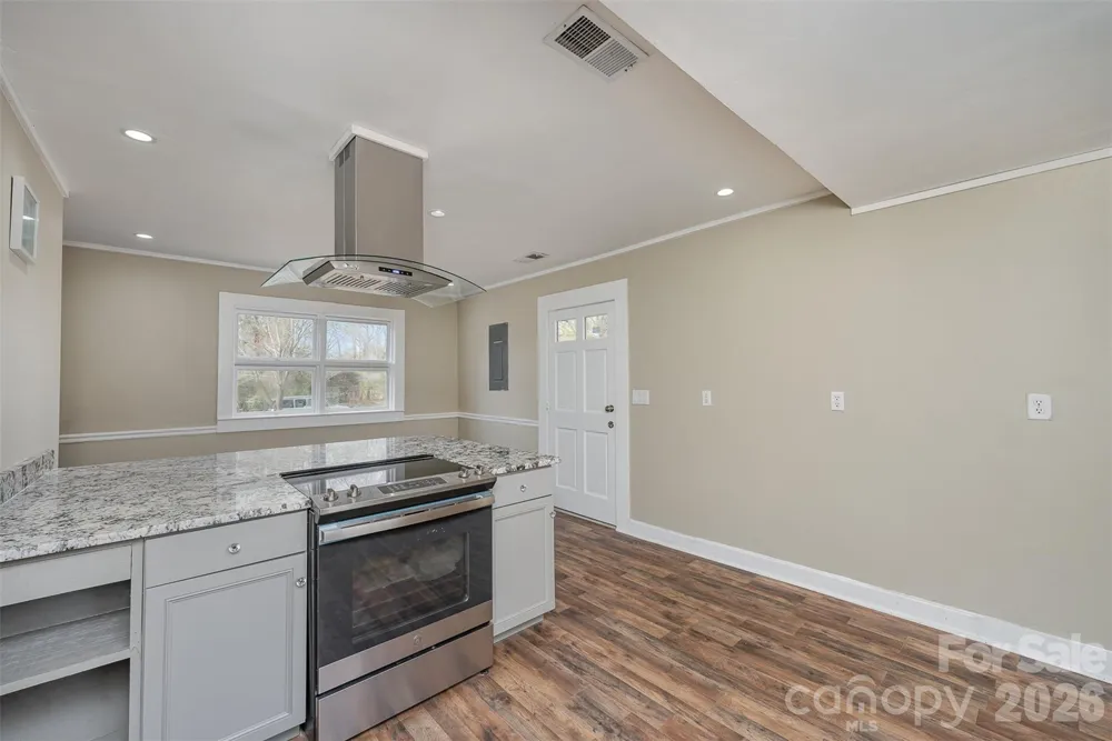 502 W Allenton Street Mount Gilead, NC 27306