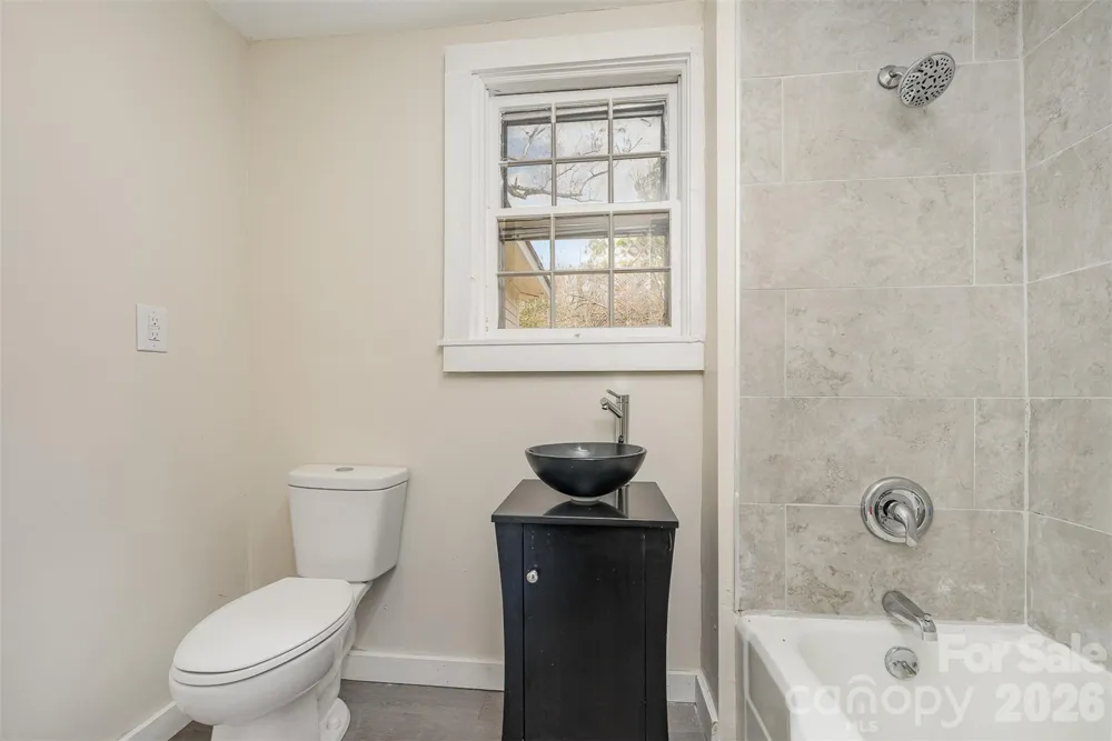 502 W Allenton Street Mount Gilead, NC 27306
