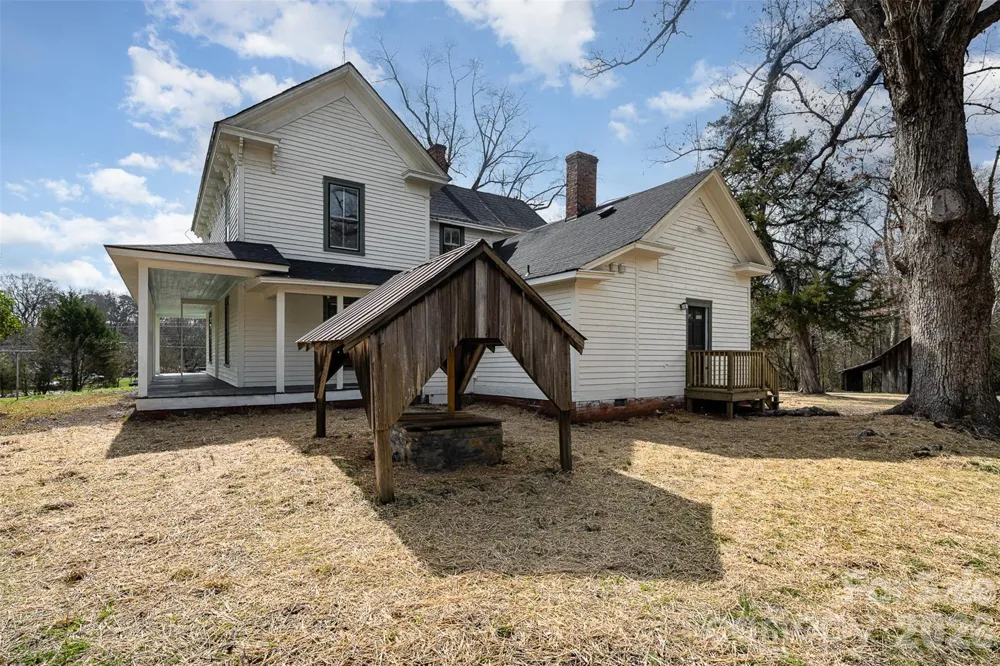 502 W Allenton Street Mount Gilead, NC 27306