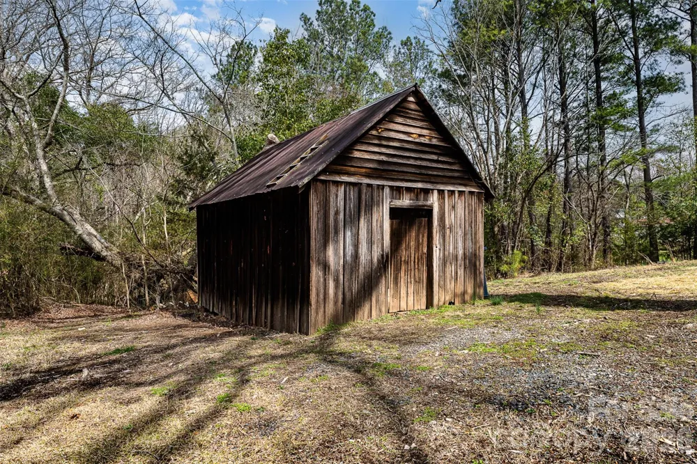 502 W Allenton Street Mount Gilead, NC 27306