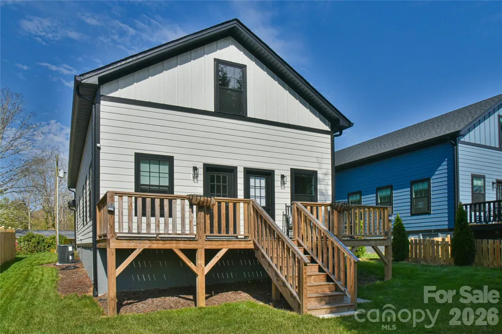 310 Portmanvilla Road Black Mountain, NC 28711