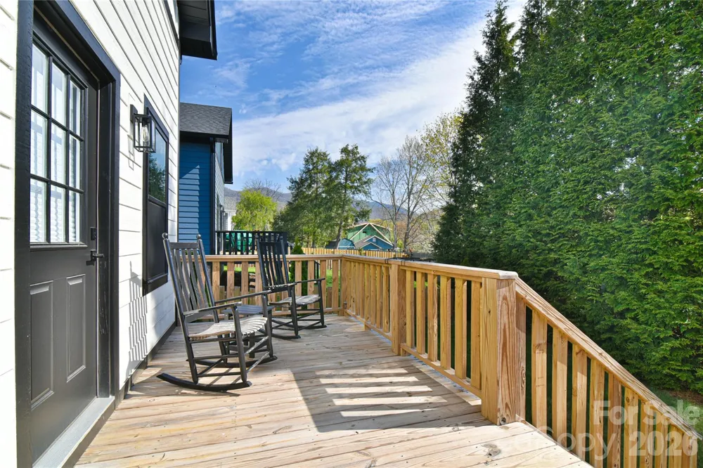 310 Portmanvilla Road Black Mountain, NC 28711