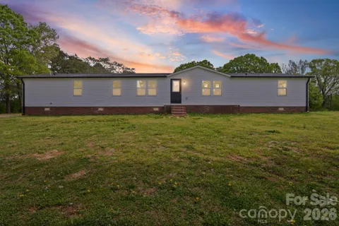 8592 Amanda Lane