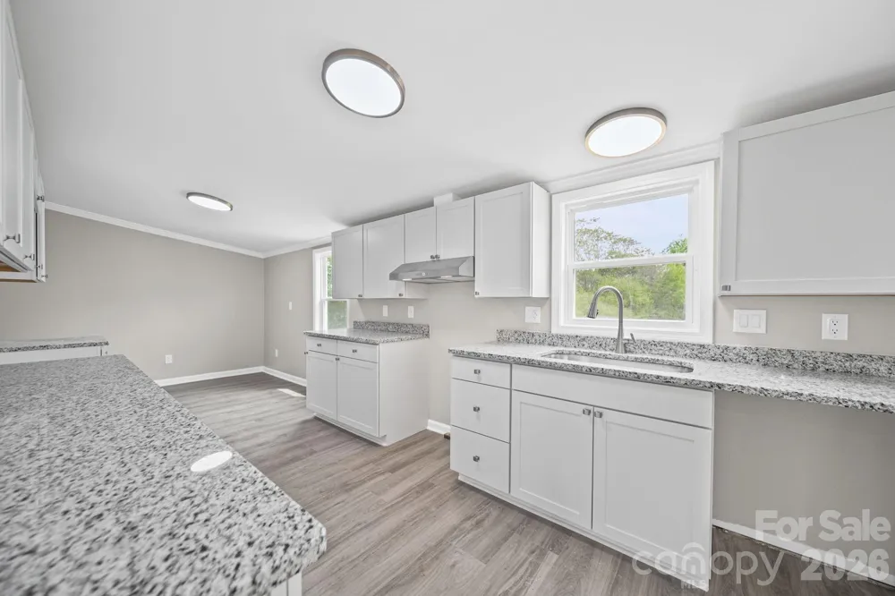 8592 Amanda Lane Norwood, NC 28128
