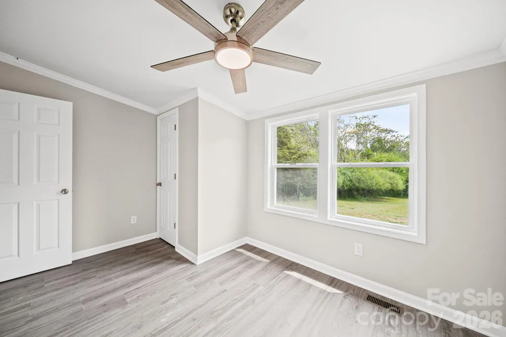 8592 Amanda Lane Norwood, NC 28128