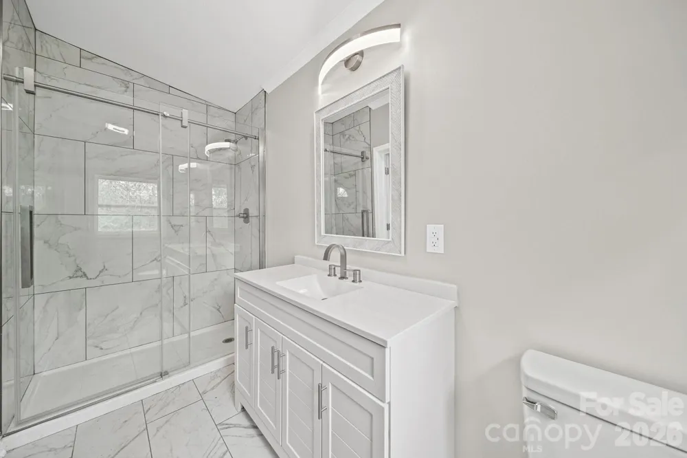 8592 Amanda Lane Norwood, NC 28128