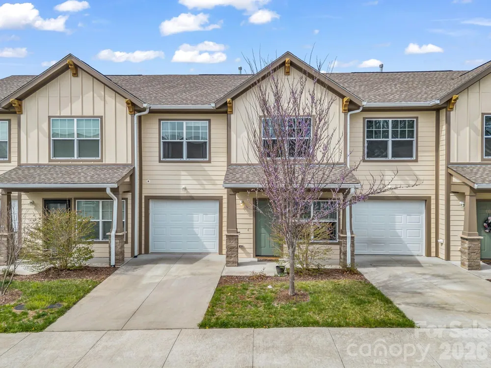 1106 Lynwood Forest Road Arden, NC 28704