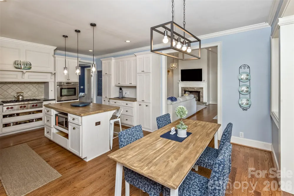 378 & 374 Collinsville Road Columbus, NC 28722