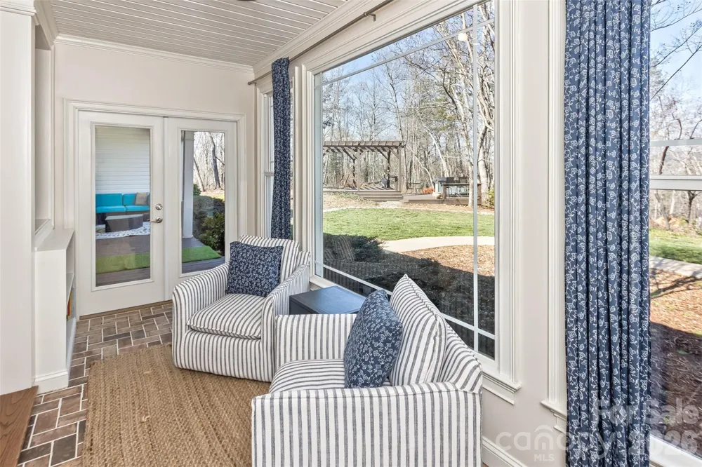 378 & 374 Collinsville Road Columbus, NC 28722