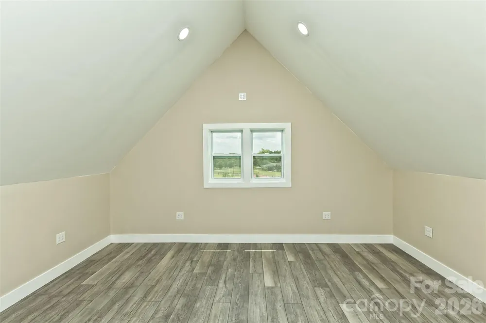 378 & 374 Collinsville Road Columbus, NC 28722