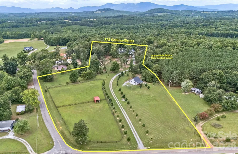 378 & 374 Collinsville Road Columbus, NC 28722