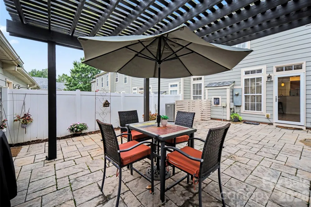 438 Magnolia Street Davidson, NC 28036