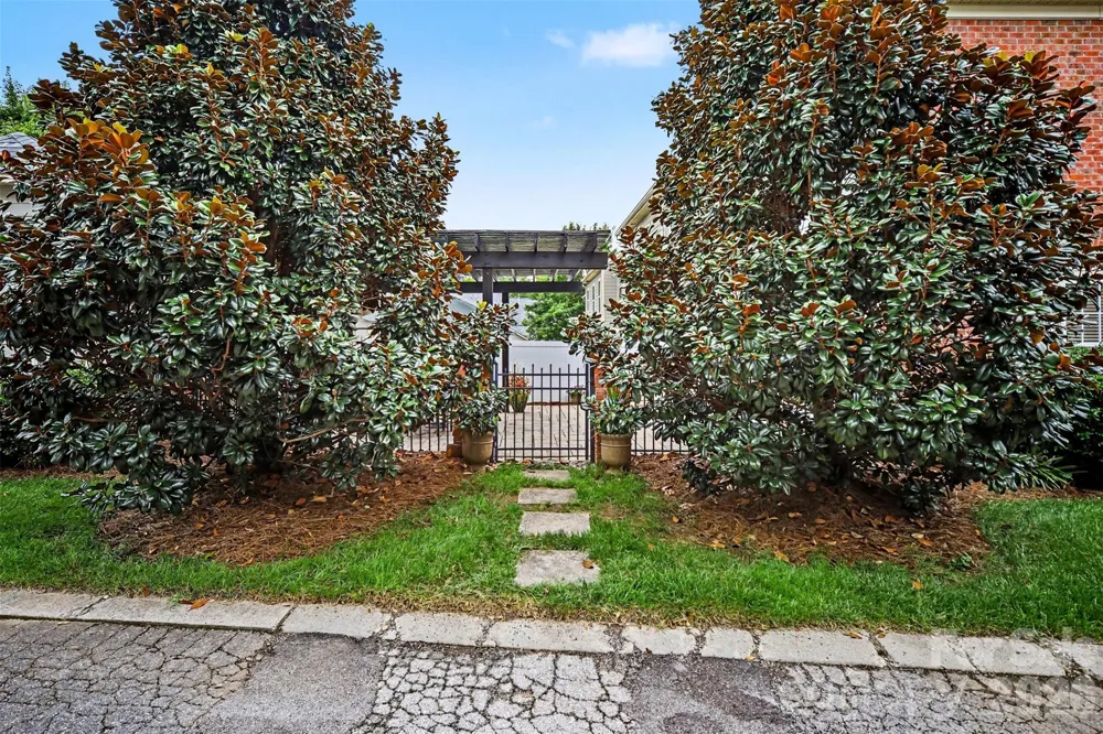 438 Magnolia Street Davidson, NC 28036