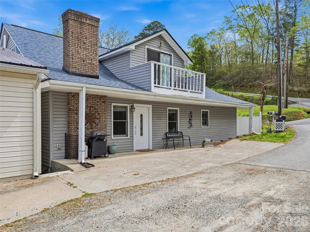 102 Havnaers Point Lake Lure, NC 28746