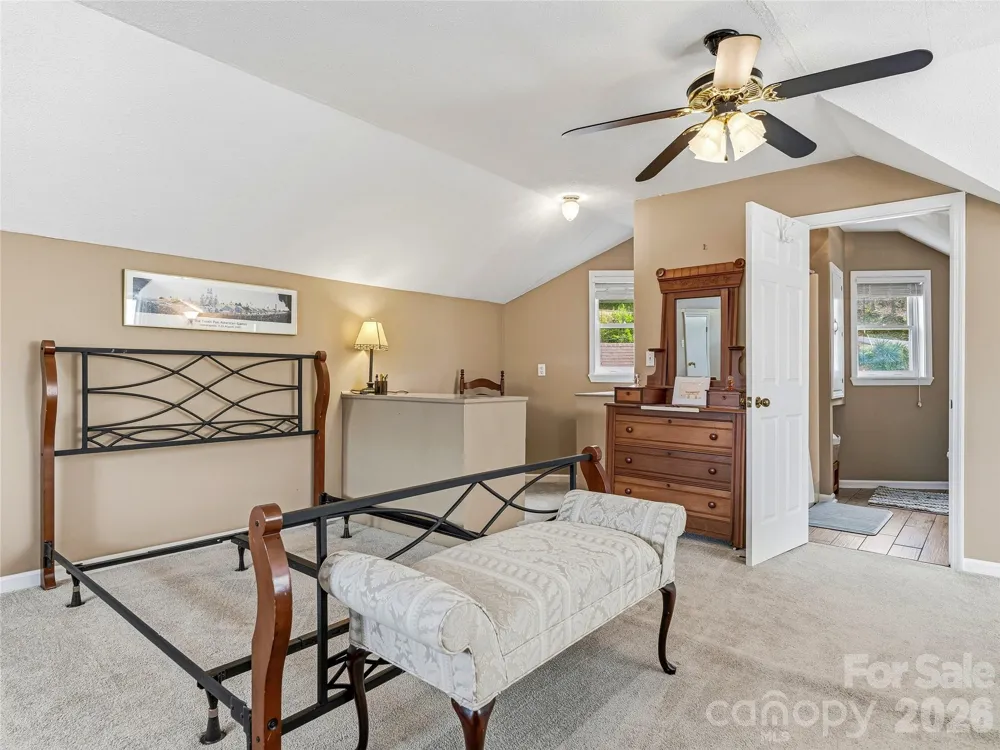 102 Havnaers Point Lake Lure, NC 28746