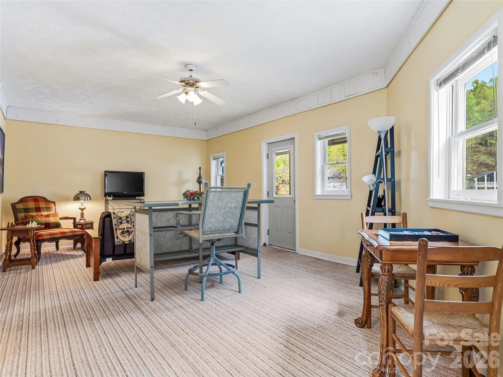 102 Havnaers Point Lake Lure, NC 28746
