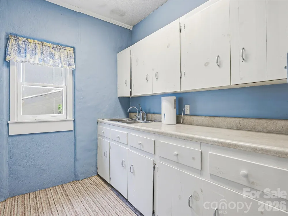 102 Havnaers Point Lake Lure, NC 28746