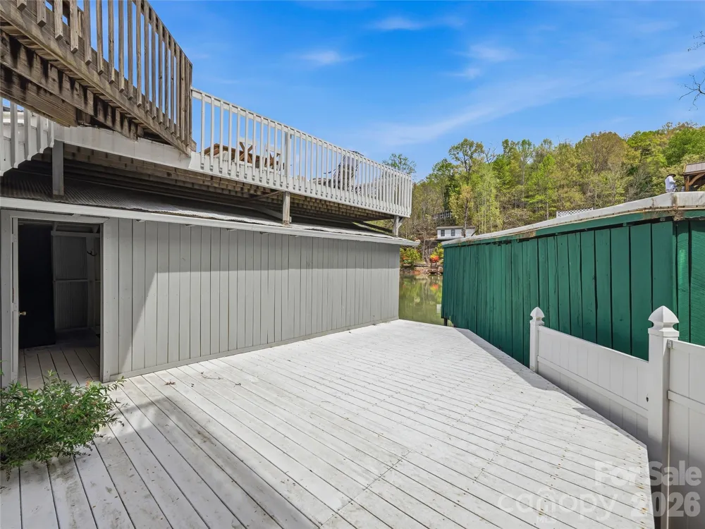102 Havnaers Point Lake Lure, NC 28746