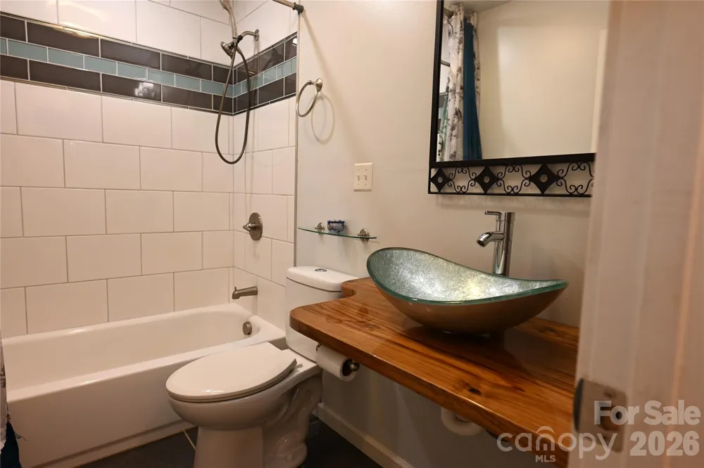 198 Clouse Lane Taylorsville, NC 28681