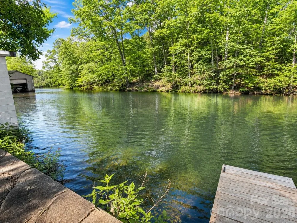 198 Clouse Lane Taylorsville, NC 28681