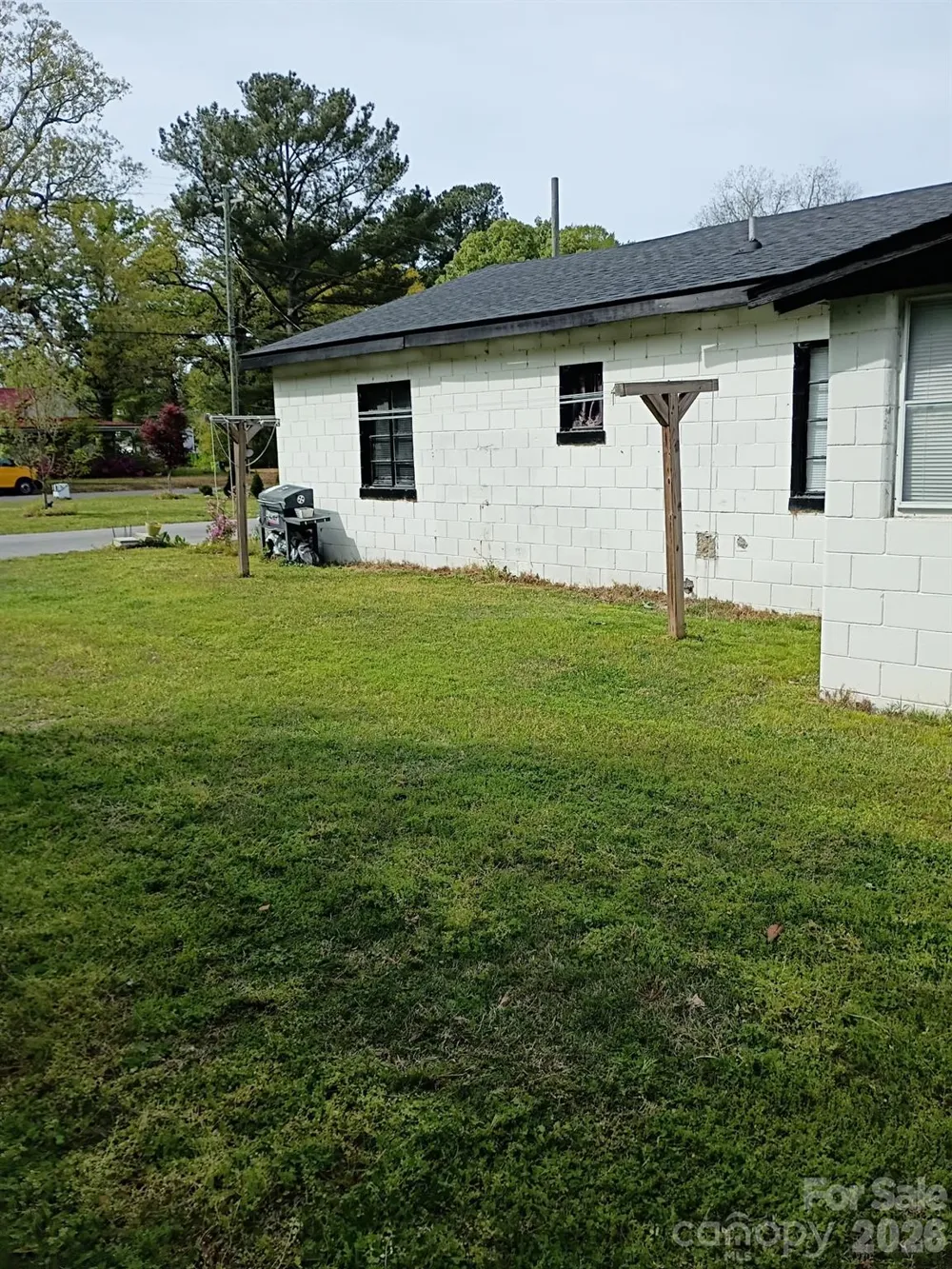 104 Branch Street Elm City, NC 27822