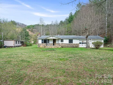 2432 Grapevine Road