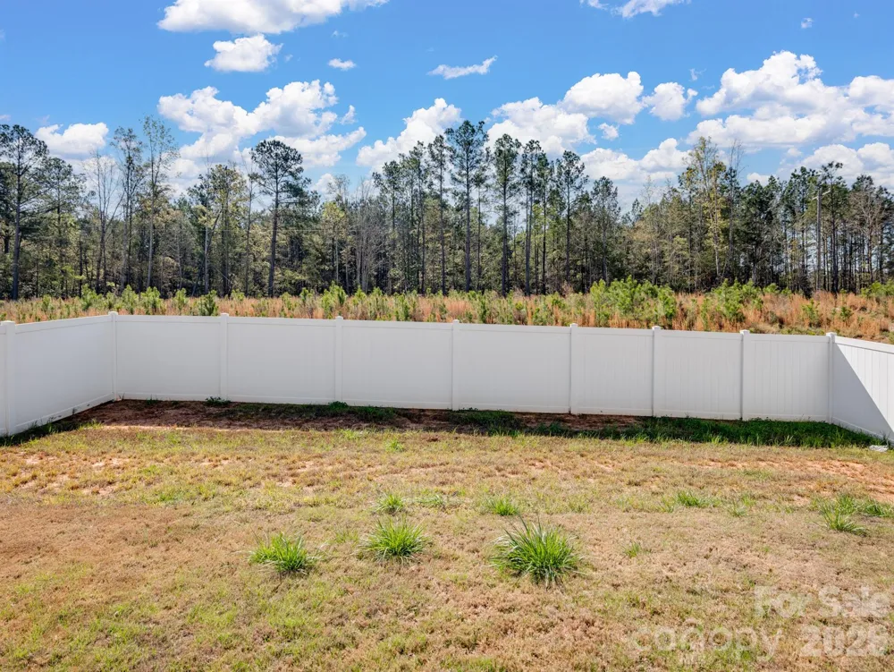 662 E Lamorak Place E Richburg, SC 29729