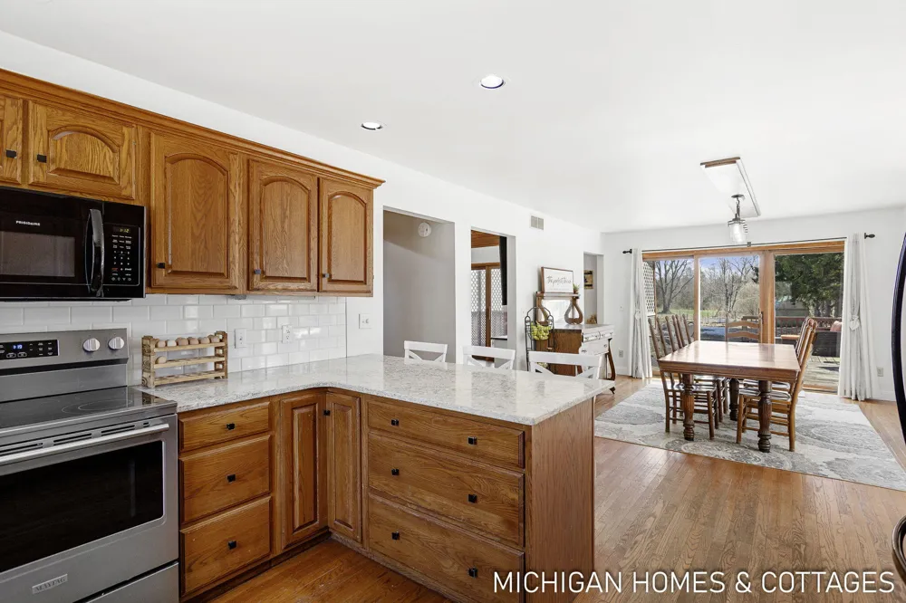 1661 68th Street Fennville, MI 49408