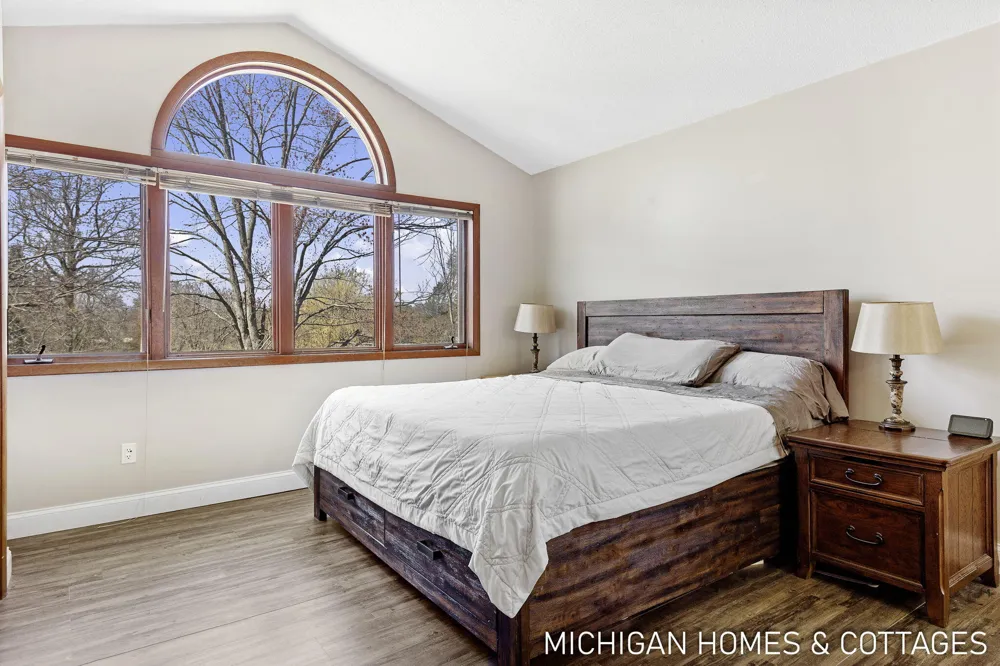 1661 68th Street Fennville, MI 49408