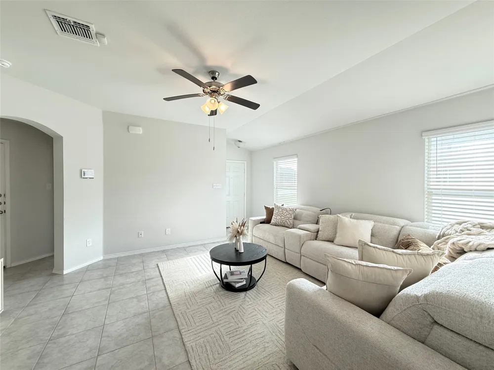 1910 Bee Creek Loop Copperas Cove, TX 76522
